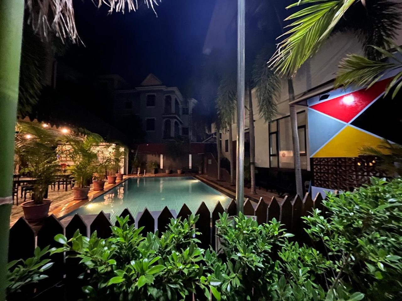 Hotel White Monkey Siem Reap Esterno foto